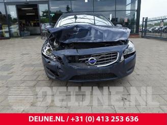 Volvo V-60 V60 I (FW/GW), Combi, 2010 / 2018 1.6 T3 16V picture 2