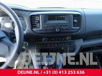 Peugeot Expert Expert (V1/VA/VB/VE/VF/VT/VY), Van, 2016 2.0 Blue HDi 120 16V picture 29
