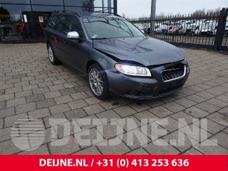 Salvage car Volvo V-70 V70 (BW), Combi, 2007 / 2016 2.4 D5 20V 2008/3