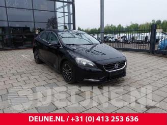 Coche siniestrado Volvo V-40 V40 (MV), Hatchback 5-drs, 2012 / 2019 1.6 D2 2012/10