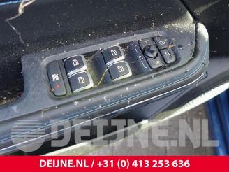 Lynk & Co 01 01, SUV, 2018 1.5 PHEV picture 18