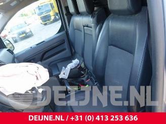 Peugeot Expert Expert (V1/VA/VB/VE/VF/VT/VY), Van, 2016 2.0 Blue HDi 120 16V picture 20