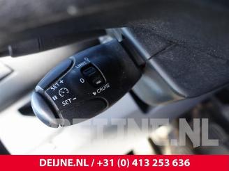 Peugeot Expert Expert (V1/VA/VB/VE/VF/VT/VY), Van, 2016 2.0 Blue HDi 120 16V picture 25