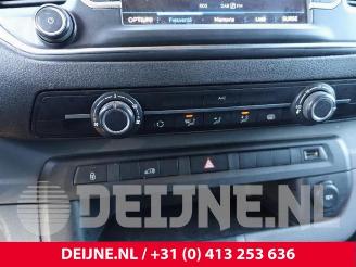 Peugeot Expert Expert (VA/VB/VE/VF/VY), Van, 2016 2.0 Blue HDi 120 16V picture 34