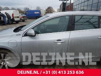 Volvo V-60 V60 I (FW/GW), Combi, 2010 / 2018 2.4 D6 20V Plug-in Hybrid AWD picture 16