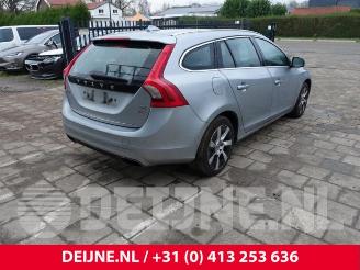 Volvo V-60 V60 I (FW/GW), Combi, 2010 / 2018 2.4 D6 20V Plug-in Hybrid AWD picture 7
