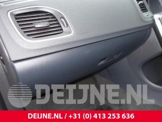 Volvo V-60 V60 I (FW/GW), Combi, 2010 / 2018 2.4 D6 20V Plug-in Hybrid AWD picture 20