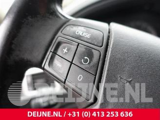 Volvo V-70 V70 (BW), Combi, 2007 / 2016 2.0 D 16V picture 24