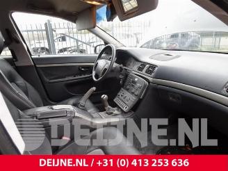 Volvo S-80  picture 32