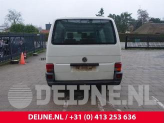 Volkswagen Transporter Transporter/Caravelle T4, Bus, 1990 / 2003 1.9 TDI picture 6