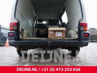 Volkswagen Transporter Transporter/Caravelle T4, Bus, 1990 / 2003 1.9 TDI picture 35