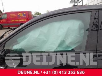 Volvo C-40 C40 Recharge (XK), SUV, 2021 / 2024 Recharge Twin 78 kWh picture 15