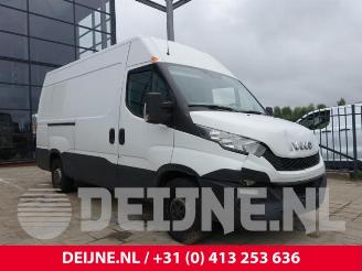 rozbiórka samochody osobowe Iveco New Daily New Daily VI, Van, 2014 33S15, 35C15, 35S15 2016/3