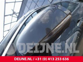 Volvo V-60 V60 II (ZW), Combi, 2018 2.0 T8 16V Plug-in Hybrid AWD picture 14