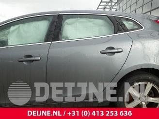 Volvo V-40 V40 (MV), Hatchback 5-drs, 2012 / 2019 2.0 T2 16V picture 31