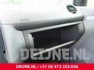 Volkswagen Caddy Caddy III (2KA,2KH,2CA,2CH), Van, 2004 / 2015 1.9 TDI picture 28