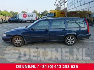 Volvo V-70 V70 (GW/LW/LZ), Combi, 1997 / 2002 2.5 10V picture 4