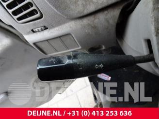 Toyota Dyna Dyna 100/150, Chassis-Cabine, 2001 2.5D4-D 90 16V picture 17