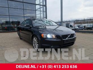 Uttjänta bilar auto Volvo C-70 C70 (MC), Cabrio, 2006 / 2013 2.4 D5 20V Autom. 2009/4