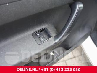 Volkswagen Caddy Caddy III (2KA,2KH,2CA,2CH), Van, 2004 / 2015 1.6 TDI 16V picture 18