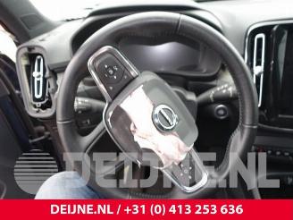 Volvo XC40 XC40 (XZ), SUV, 2017 2.0 T4 Geartronic 16V picture 22