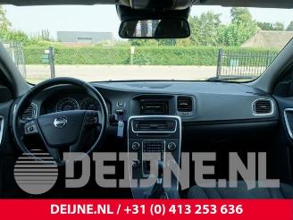 Volvo V-60 V60 I (FW/GW), Combi, 2010 / 2018 1.6 DRIVe picture 33