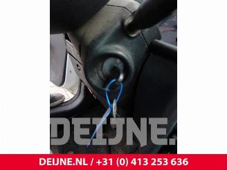 Peugeot Partner Partner Combispace, MPV, 1996 / 2015 1.1 picture 28