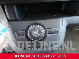 Peugeot Expert Expert (V1/VA/VB/VE/VF/VT/VY), Van, 2016 2.0 Blue HDi 180 16V picture 30