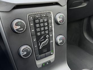 Volvo V-40 1.6 D2 Navi Clima AUTOMAAT picture 10