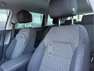 Volkswagen Passat 1.6 TDI Navi Clima PDC picture 8