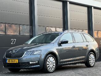 Käytettyjen passenger cars Skoda Octavia 1.6 TDI Navi Clima Automaat EURO-6 2017/8