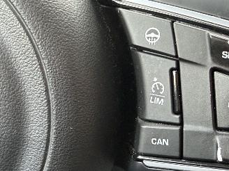 Jaguar XE 2.0 D Portolio Camera Leer Clima EURO-6 picture 15