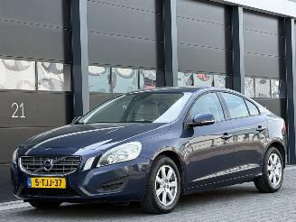 ocasión turismos Volvo S-60 1.6 D2 Summum Leer PDC Clima 2013/3