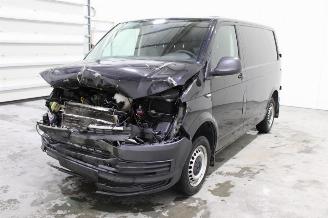 Vrakbiler auto Volkswagen Transporter T6 2019/4