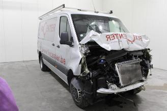 Mercedes Sprinter  picture 2