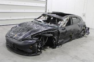 Dezmembrări autoturisme Porsche Taycan  2023/8