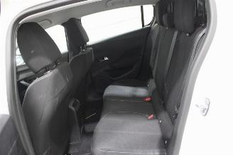 Peugeot 308  picture 11