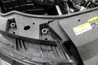 Volkswagen Transporter T6 picture 21