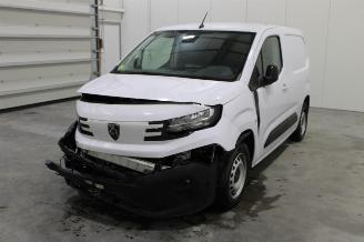 uszkodzony samochody osobowe Peugeot Partner  2024/7