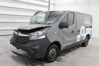 Purkuautot passenger cars Opel Vivaro  2015/6