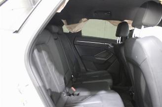 Audi Q3  picture 12