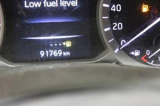 Renault Alaskan  picture 12