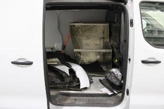 Peugeot Expert  picture 16