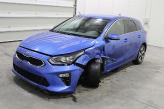 Salvage car Kia Cee d cee'd 2019/1
