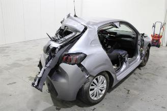 Peugeot 208  picture 4