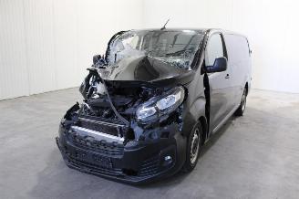 Autoverwertung Opel Vivaro  2021/3