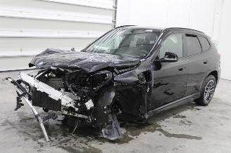 Coche siniestrado BMW X1  2023/6