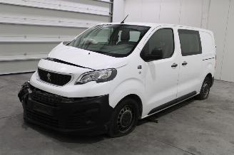 rozbiórka samochody osobowe Peugeot Expert  2017/4