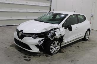 Unfallwagen Renault Clio  2021/4