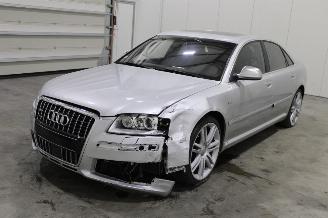 Schadeauto Audi S8  2008/4